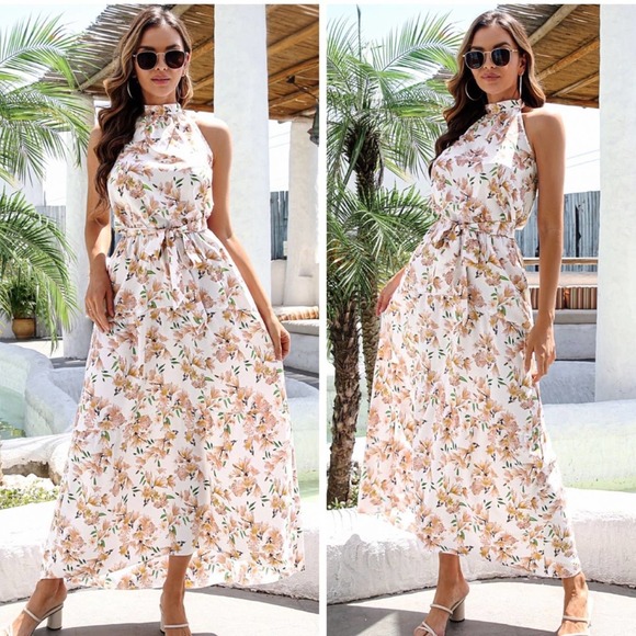 Firefly Lane Boutique1 Dresses & Skirts - Floral Halter Maxi Dress